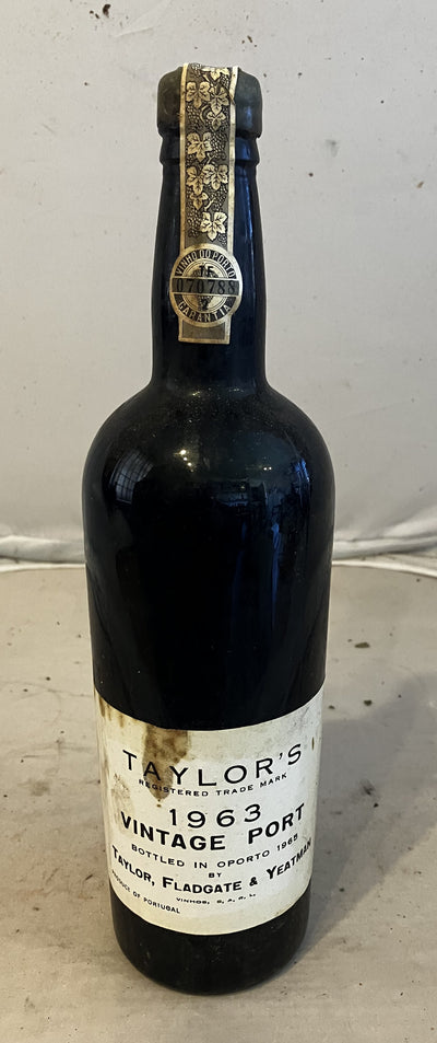 Taylor's 1963 Vintage Port - top shoulder