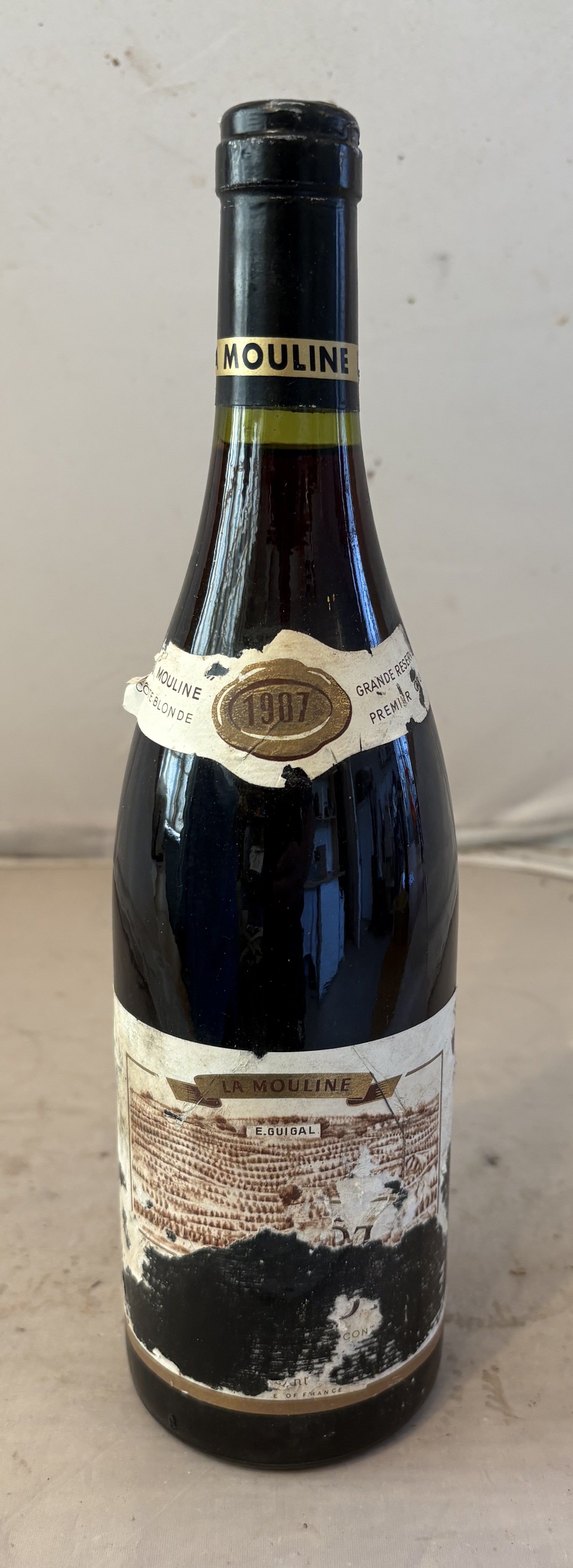 Cote Rotie 1987 La Mouline, Guigal - poor label