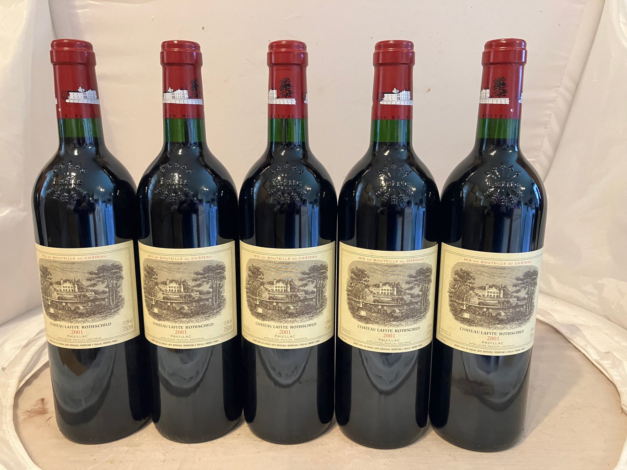 Chateau Lafite Rothschild 2001 - MWH Wines